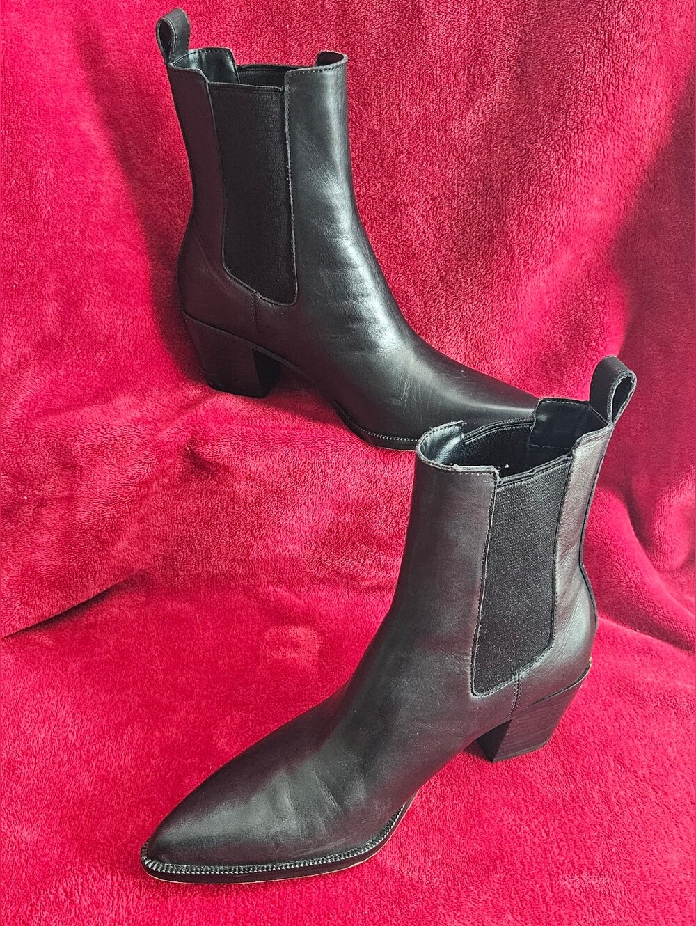 Dolce Vita Shadie Black Pointed Toe Leather Booties - Size 6